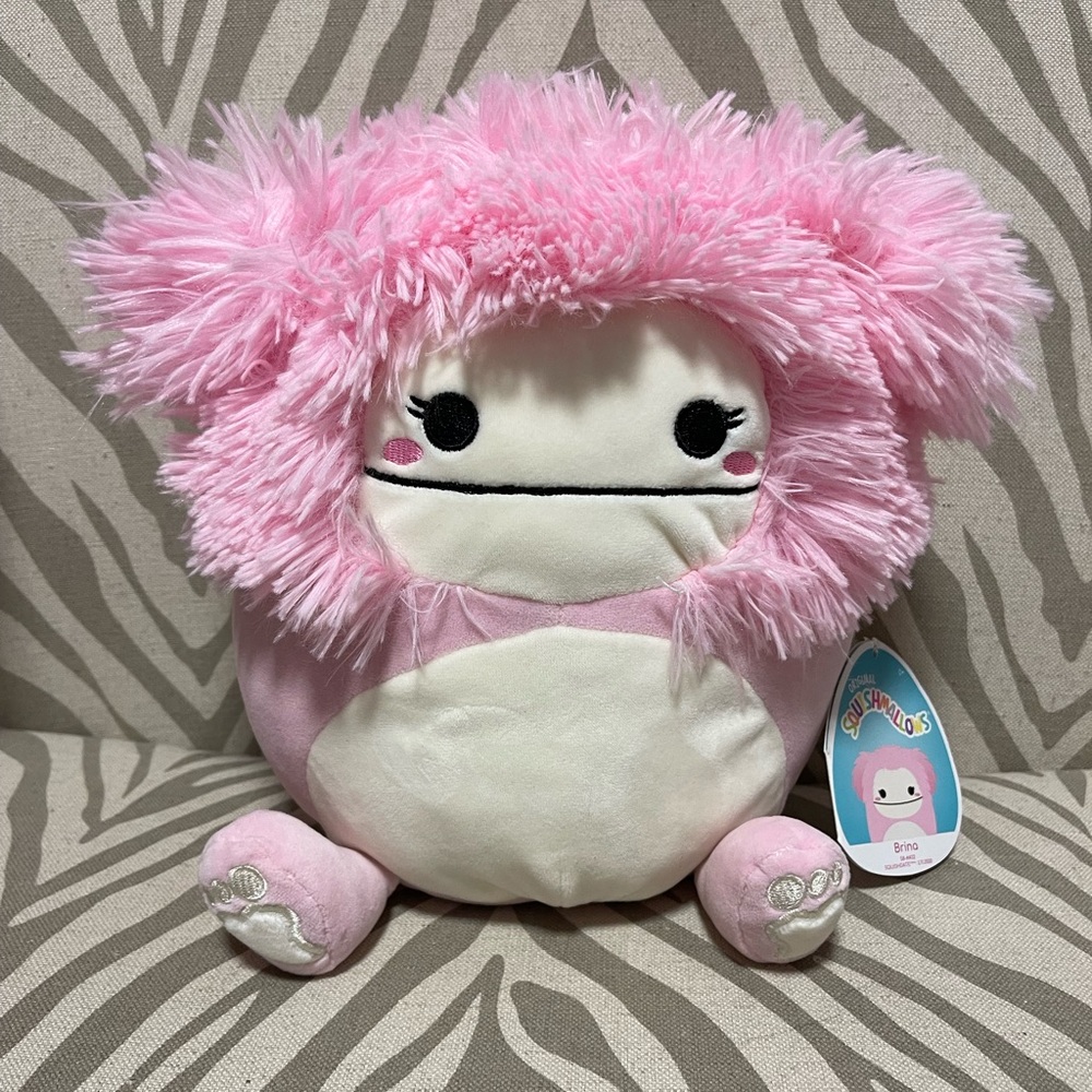 Squishmallow Brina pink bigfoot 8”